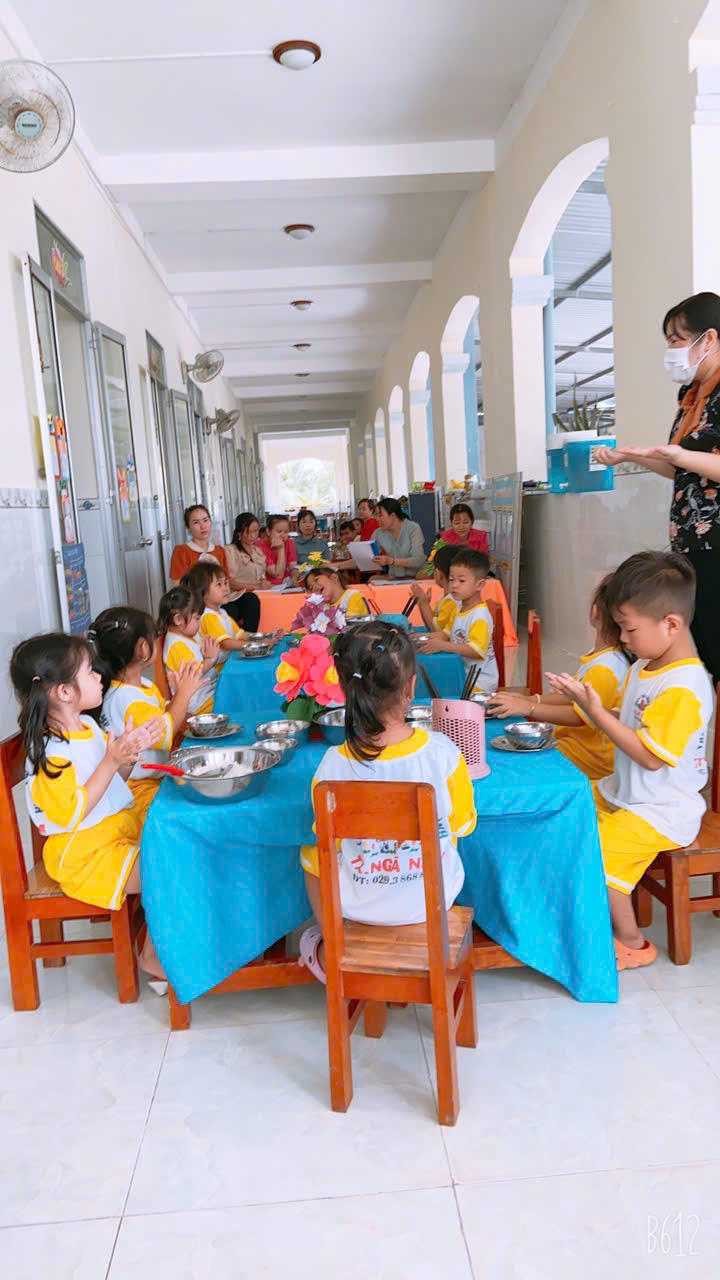 Hoạt động của bé